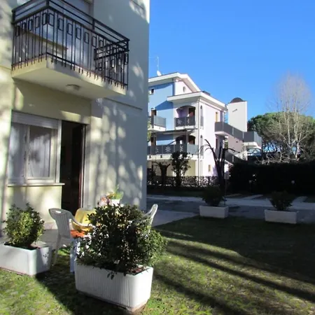 Appartement One Bedroom By The *