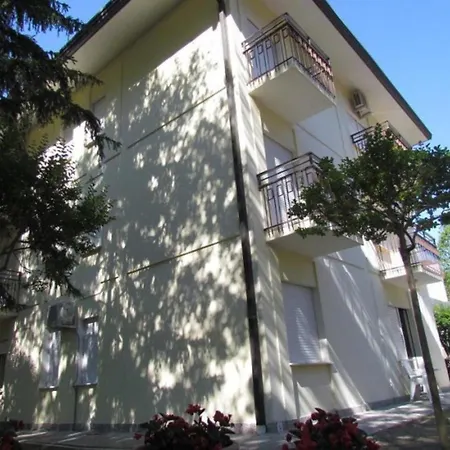 On The Ground Floor Apartament Bibione