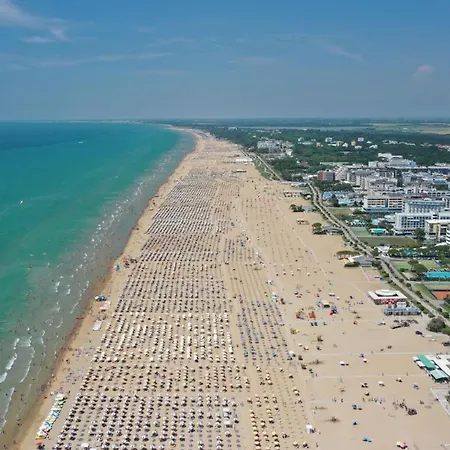 One Bedroom By The Appartement Bibione
